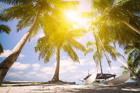 La Digue island, Seyshelles, Anse Source d'Argent. White coral beach sand. Sailing yacht on background. Fotografie stock - Microstock e Abbonamento, Codice: 400-06791450