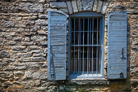 Window of a stone Bourbon distillery warehouse Stock Photo - Budget Royalty-Free & Subscription, Code: 400-06793150