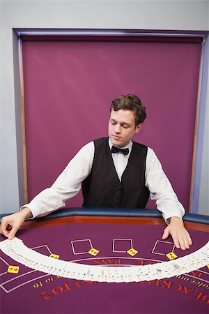 Dealer spreading the deck in casino Stock Photo - Budget Royalty-Free & Subscription, Code: 400-06802065