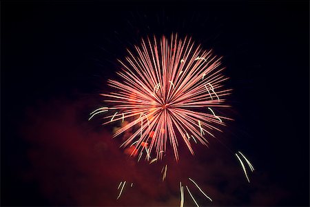 simsearch:400-07093371,k - Fireworks on the dark sky during the night of the feast. Fotografie stock - Microstock e Abbonamento, Codice: 400-06854068