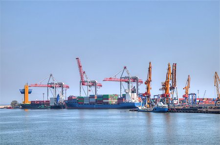simsearch:649-06113046,k - container ship in port terminal - huge freighter fully loaded Stock Photo - Budget Royalty-Free & Subscription, Code: 400-06854566