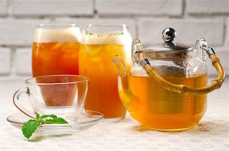 simsearch:400-04176670,k - fresh brewed selection of tea clodeup macro Foto de stock - Super Valor sin royalties y Suscripción, Código: 400-06854586