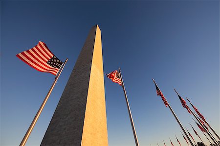 simsearch:400-04460703,k - Washington Monument at Sunset with US flag Stock Photo - Budget Royalty-Free & Subscription, Code: 400-06854592