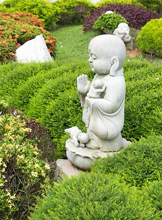 simsearch:400-06922672,k - Limestone buddha monk statue Foto de stock - Super Valor sin royalties y Suscripción, Código: 400-06855256