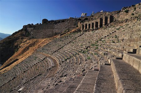 Ancient Greek City of Pergamon in Bergama, Anatolia, Turkey Fotografie stock - Microstock e Abbonamento, Codice: 400-06855340