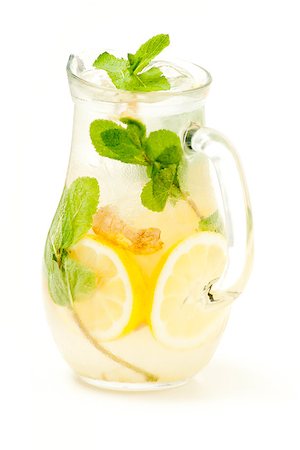 fresh lemonade from lemon ginger and mint Photographie de stock - Aubaine LD & Abonnement, Code: 400-06856315