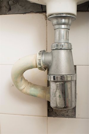 simsearch:400-04026996,k - Sink and pipes. Old bathroom Stock Photo - Budget Royalty-Free & Subscription, Code: 400-06858953