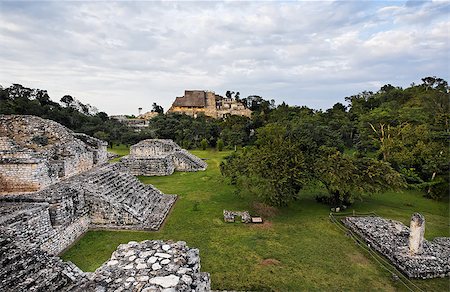 ek balam - view of ek balam in the yucatan Maya city mexico Foto de stock - Super Valor sin royalties y Suscripción, Código: 400-06859295