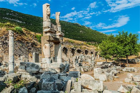 Ephesus ancient greek ruins in Anatolia Turkey Photographie de stock - Aubaine LD & Abonnement, Code: 400-06859299