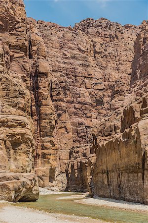 canyon wadi mujib in jordan middle east Foto de stock - Super Valor sin royalties y Suscripción, Código: 400-06859344