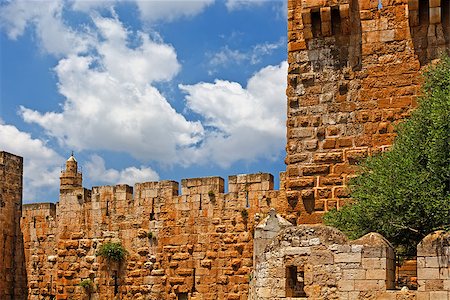 simsearch:400-05157469,k - Tower of David and Ancient Walls Surrounding Old City of Jerusalem Foto de stock - Royalty-Free Super Valor e Assinatura, Número: 400-06859751