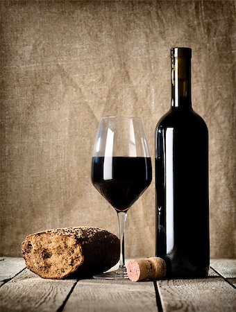 simsearch:400-07316439,k - Wine and  bread on the wooden table Stock Photo - Budget Royalty-Free & Subscription, Code: 400-06853882