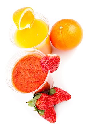 simsearch:400-06689686,k - Orange and strawberry juice standing against white background Foto de stock - Super Valor sin royalties y Suscripción, Código: 400-06864235