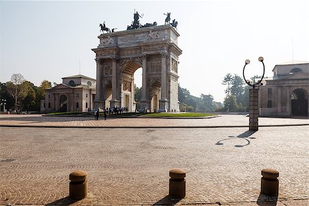simsearch:400-06950662,k - Arch of Peace in Sempione Park, Milan, Lombardy, Italy Stock Photo - Budget Royalty-Free & Subscription, Code: 400-06867883