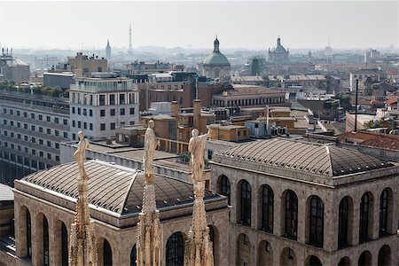 simsearch:400-06173987,k - Aerial View on Milan from the Roof of Cathedral, Italy Stock Photo - Budget Royalty-Free & Subscription, Code: 400-06860506