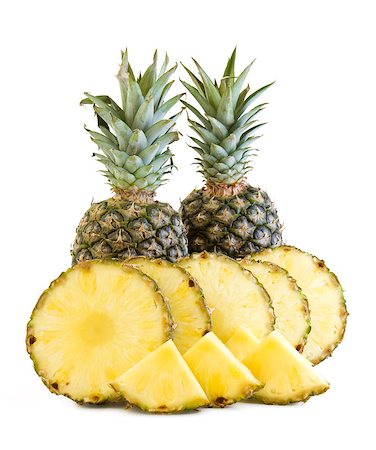 simsearch:400-06862060,k - Fresh pineapple fruit isolated on white, slices Foto de stock - Royalty-Free Super Valor e Assinatura, Número: 400-06862060
