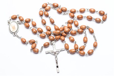 simsearch:400-08017488,k - Rosary beads on white background Stock Photo - Budget Royalty-Free & Subscription, Code: 400-06876423