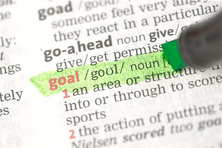 simsearch:400-06877039,k - Goal definition highlighted in green in the dictionary Foto de stock - Royalty-Free Super Valor e Assinatura, Número: 400-06876935