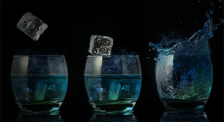 simsearch:400-06877048,k - Serial arrangement of ice falling into glass tumbler of blue liquid on black background Foto de stock - Royalty-Free Super Valor e Assinatura, Número: 400-06878180