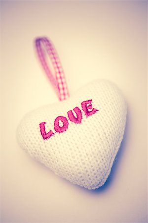 simsearch:400-06873734,k - Woolen love heart hanging ornament Stock Photo - Budget Royalty-Free & Subscription, Code: 400-06873699