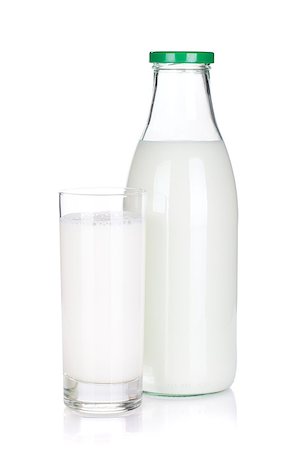 simsearch:400-04499805,k - Bottle and glass of milk. Isolated on white background Photographie de stock - Aubaine LD & Abonnement, Code: 400-06914739