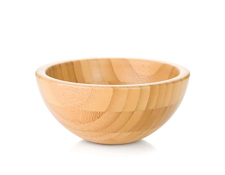 simsearch:400-06914719,k - Wooden bowl. Isolated on white background Stock Photo - Budget Royalty-Free & Subscription, Code: 400-06914776