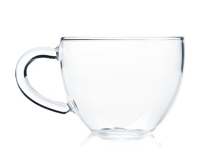 Empty glass tea cup. Isolated on white background Foto de stock - Super Valor sin royalties y Suscripción, Código: 400-06915185