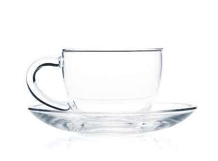 Empty glass tea cup. Isolated on white background Foto de stock - Super Valor sin royalties y Suscripción, Código: 400-06915186