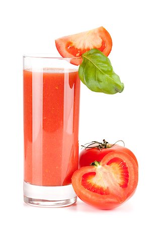 simsearch:400-06915457,k - Fresh tomato juice with basil isolated on white background Photographie de stock - Aubaine LD & Abonnement, Code: 400-06915348