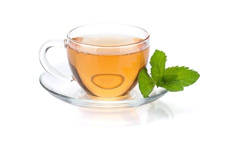 simsearch:400-08186432,k - Tea cup with mint. Isolated on white background Stock Photo - Budget Royalty-Free & Subscription, Code: 400-06915490