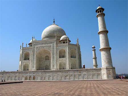 simsearch:400-05006924,k - religion monument Taj Mahal in Agra,India Photographie de stock - Aubaine LD & Abonnement, Code: 400-06918107