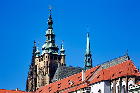 simsearch:400-06919081,k - Prague castle in summer. Czech republic. Stockbilder - Microstock & Abonnement, Bildnummer: 400-06919689
