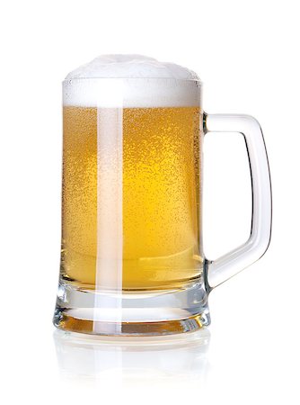 simsearch:659-03527539,k - Beer collection - Cold lager beer in glass. Isolated on white background Foto de stock - Super Valor sin royalties y Suscripción, Código: 400-06913197