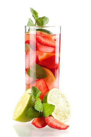 simsearch:400-06913325,k - Cocktail collection: Strawberry mojito isolated on white background Stockbilder - Microstock & Abonnement, Bildnummer: 400-06913325