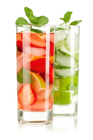 simsearch:400-06913325,k - Cocktail collection: Strawberry and classic mojito isolated on white background Stockbilder - Microstock & Abonnement, Bildnummer: 400-06913320