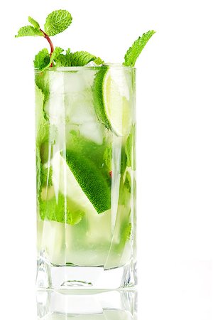 simsearch:400-07925229,k - Fresh mojito cocktail isolated on white background Stock Photo - Budget Royalty-Free & Subscription, Code: 400-06913364