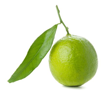 simsearch:400-05128284,k - Fresh lime with green leaf. Isolated on white Foto de stock - Super Valor sin royalties y Suscripción, Código: 400-06913942