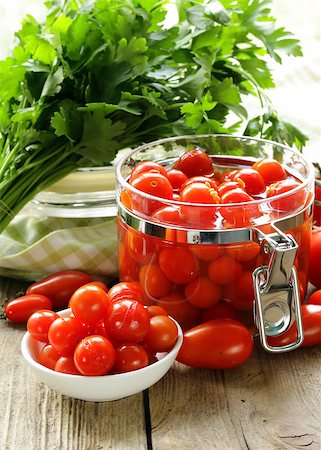simsearch:400-04849937,k - snack tomatoes pickled with herbs and spices Stock Photo - Budget Royalty-Free & Subscription, Code: 400-06925029
