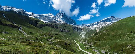 Valtournenche panorama seen from Breuil-Cervinia, Aosta Valley - Italy Fotografie stock - Microstock e Abbonamento, Codice: 400-06925181
