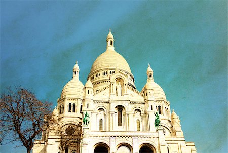 simsearch:400-06086556,k - Retro Sacre-Coeur church in Montmartre,paris Foto de stock - Super Valor sin royalties y Suscripción, Código: 400-06925615