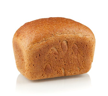 simsearch:400-04421047,k - Brown bread. Isolated on white background Foto de stock - Super Valor sin royalties y Suscripción, Código: 400-06920183