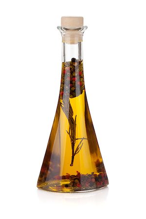 simsearch:400-05026177,k - Olive oil with pepper and rosemary. Isolated on white background Foto de stock - Super Valor sin royalties y Suscripción, Código: 400-06920204