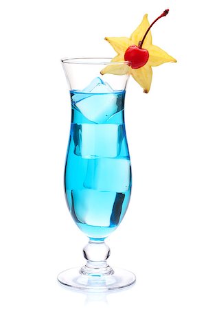 simsearch:400-06915457,k - Blue tropical cocktail with carambola and maraschino. Isolated on white Photographie de stock - Aubaine LD & Abonnement, Code: 400-06922351