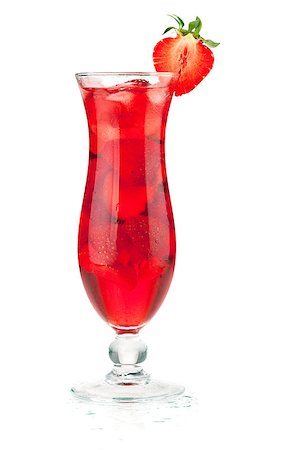 simsearch:400-06914721,k - Strawberry cocktail with ice. Isolated on white background Foto de stock - Super Valor sin royalties y Suscripción, Código: 400-06922362