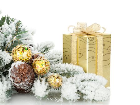 simsearch:400-04272073,k - Gift box, christmas decor and snowy fir tree. Isolated on white background Foto de stock - Super Valor sin royalties y Suscripción, Código: 400-06923298