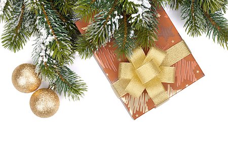 simsearch:400-04272073,k - Gift box and christmas decor under snowy fir tree. Isolated on white background Foto de stock - Super Valor sin royalties y Suscripción, Código: 400-06923334