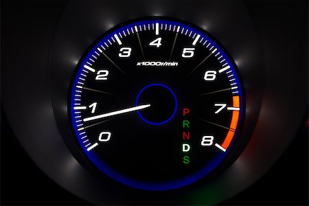 simsearch:400-08134279,k - Car speedometer in the dark Foto de stock - Super Valor sin royalties y Suscripción, Código: 400-06947625