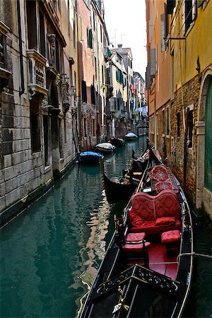 simsearch:400-07620294,k - Famous Touristic Transportation Boat in romantic Italy Stock Photo - Budget Royalty-Free & Subscription, Code: 400-06947756