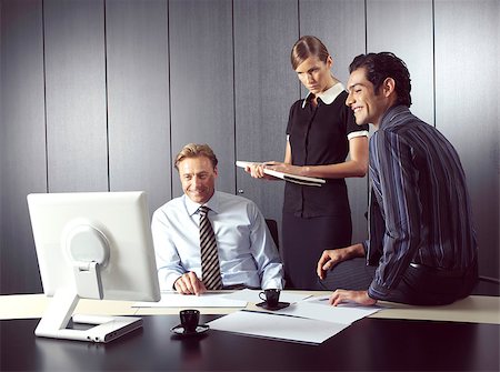 sales training - Business people working on computer in office Stock Photo - Budget Royalty-Free & Subscription, Code: 400-06947789