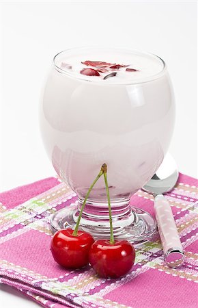 Fresh homemade yogurt with sweet cherry in glass bowl Fotografie stock - Microstock e Abbonamento, Codice: 400-06948239